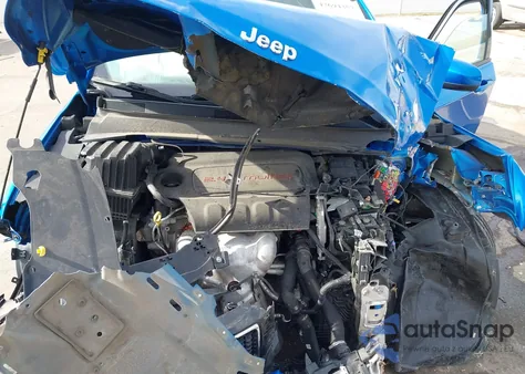 2018 Jeep Compass Latitude 4X4 from USA, damaged, VIN 3C4NJDBB3JT463585